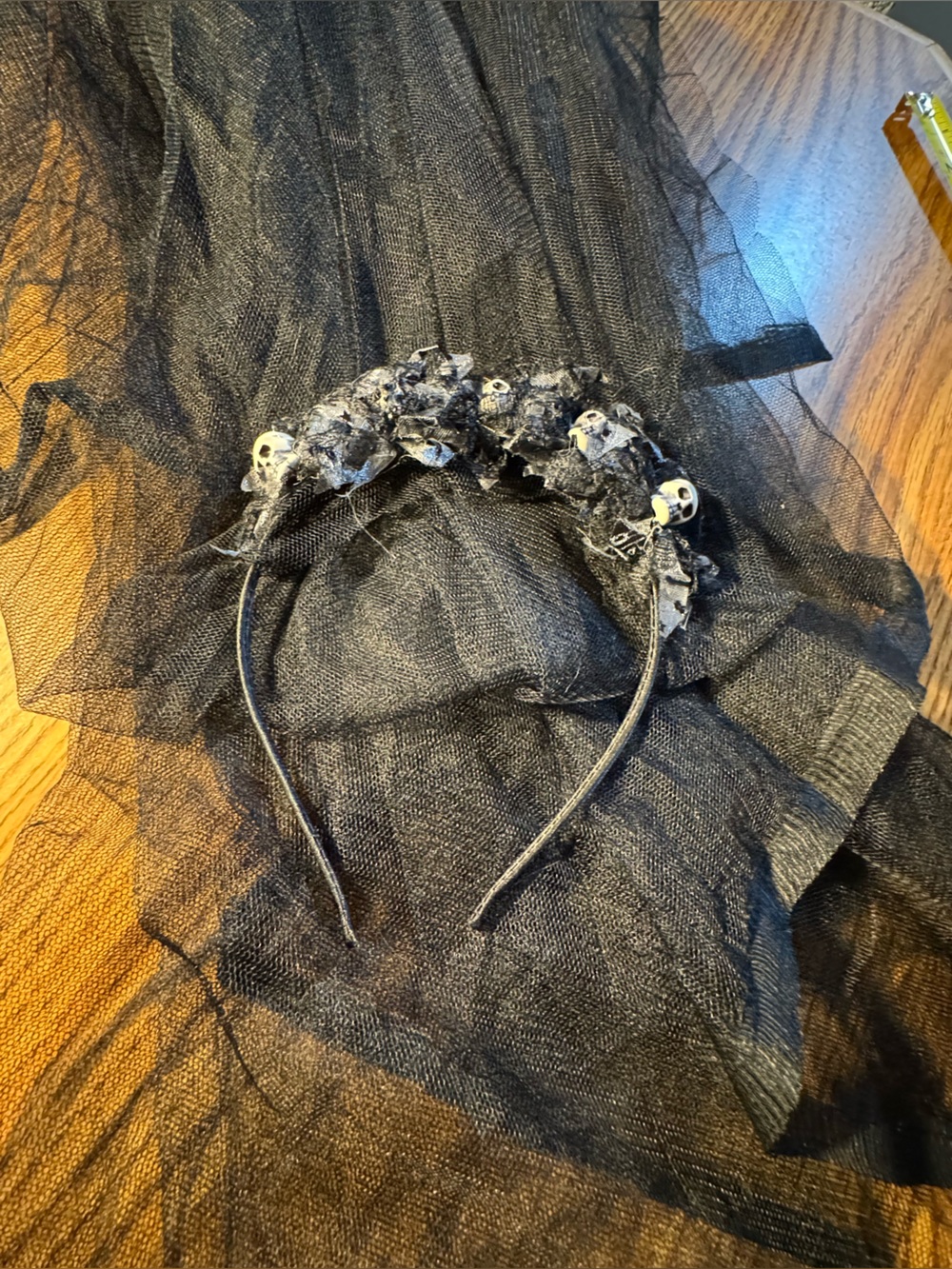Gothic Black Skull Headband Veil Halloween Cosplay 50” Long Veil
